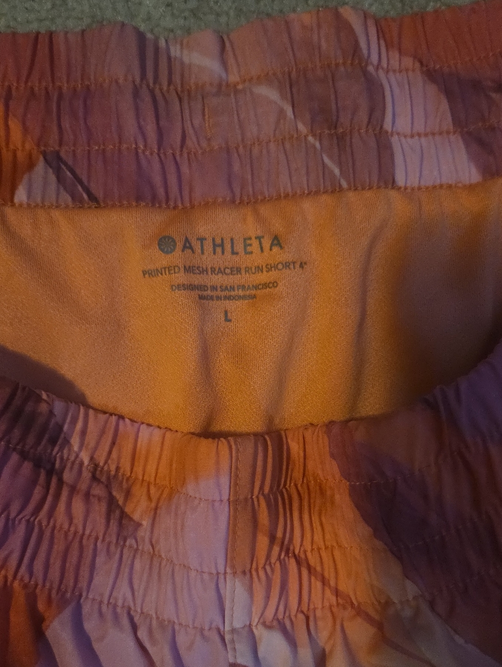 Athleta L MESH RACER RUN SHORT 4" - Picture 2 of 6
